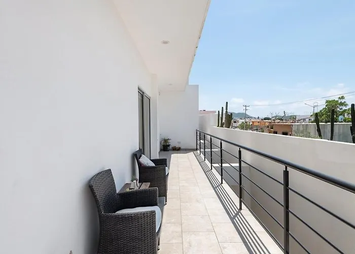 Primer Piso , 3 Recamaras+2.5 Baños +alberca Apartamento Cabo San Lucas