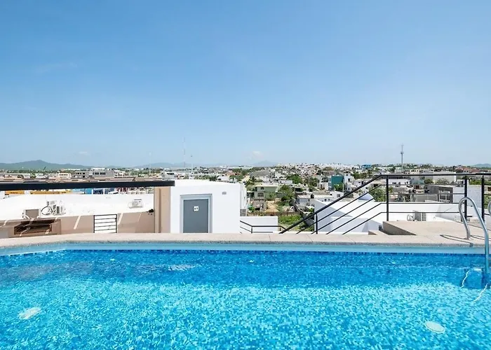 Apartamento Primer Piso , 3 Recamaras+2.5 Baños +alberca
