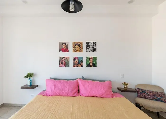 Apartamento Primer Piso , 3 Recamaras+2.5 Baños +alberca Cabo San Lucas